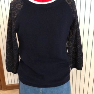 Loft navy/gold sweater w/3/4 length sleeves